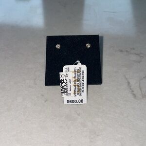 EUC 1/4 Carat white gold diamond earrings
